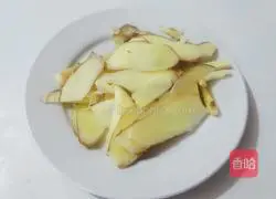 Casserole with ginger duck Practice illustration 2