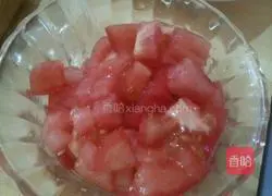 Illustration of how to make slivers of tomatoes 7