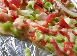 Illustration of how to make egg pancake pizza 3