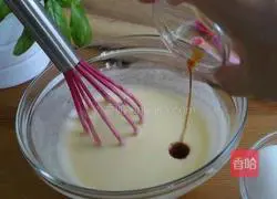 Illustration of how to make chicken cake at Seoul Night Market 2