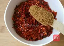 Illustration of how to make spicy spicy food 3