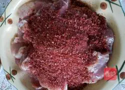 Illustration of how to make pumpkin steamed pork 2