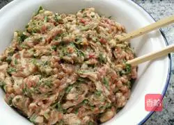 Illustration of how to make fried pork buns 3