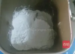 Illustration of how to make homemade pizza crust 1