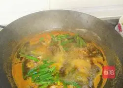 Illustration of how to make homemade small pot rice noodles 6