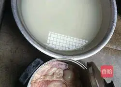 Illustration of how to make glutinous rice enema 1