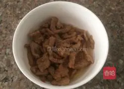 Illustration of how to make seafood mushrooms in oyster sauce 4