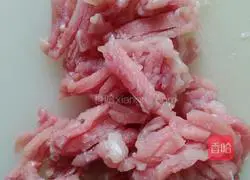 Illustration of how to make the best version of shredded pork in Beijing sauce 3