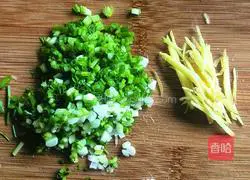 Illustration of how to make steamed anchovies 3