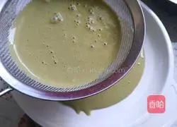 Matcha Mango Layer Cake Recipe Illustration 3