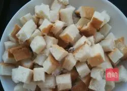 Illustration of crispy bread edges 1