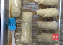 Illustration of how to make butter bread 5