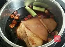 Illustration of how to make sauce elbow 7