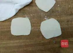 Illustration of how to make crispy barbecue cake 9