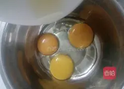 Illustration of how to make cupcakes 3