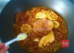 Korean kimchi noodles recipe illustration 7