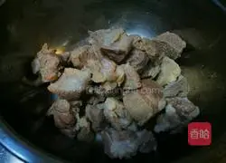 Illustration of how to make braised mutton 3