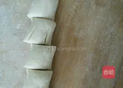 Illustration of how to make steamed buns with pork and vegetables 14