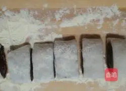 Illustration of how to make a donkey roll in a microwave oven 8