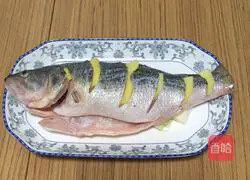 Illustration of home-cooked steamed seabass 8