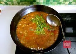 Illustration of how to make homemade steamed noodles 14