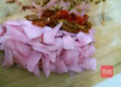 Illustration of making kimchi noodles 4