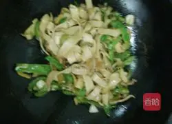 Illustration of how to make thousands of shredded pork 7