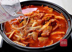 Pork kimchi soup recipe 8