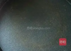 Illustration of making buckwheat cakes with electric pan 4