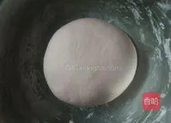 Illustration of how to make purple sweet potato noodles 3