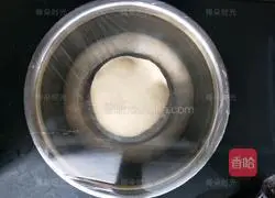 Illustration of how to make flower bean paste bread 7