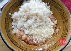 Illustration of secret braised lion head 5