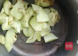 Northwestern-style garlic eggplant ~ Northwest cuisine recipe illustration 10