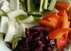 Easy Illustration of making kimchi 1