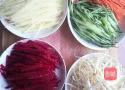 Illustration of three fresh braised noodles 8 