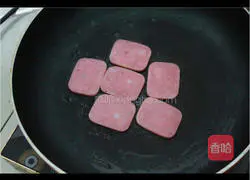 Illustration of how to make bread slice pizza 2