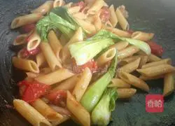 Illustration of how to make fried Italian macaroni 6