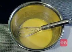 Illustration of making local egg chiffon cake 7