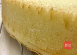 Illustration of how to make eight-inch heart-shaped chiffon cake 16