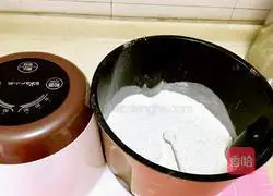 Illustration of the practice of making money in Xinjiang 4