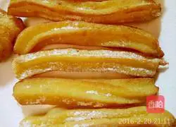 Spanish churros...Illustration of how to make churros 11