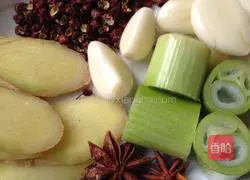 Illustration of how to make spicy chicken 3