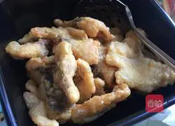 Illustration of how to make spicy fish in dry pot 10