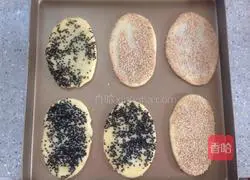 Illustration of how to make brown sugar shortbread 8