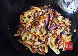 Illustration of how to cook eggplant with minced meat and sauce 8