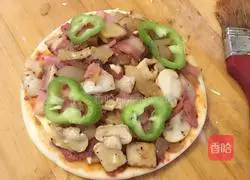 Illustration of how to make bacon pizza 4