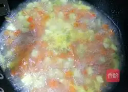 Illustration of how to make sesame sauce, scallion oil, sausage and steamed noodles 4