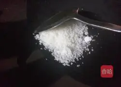 Peanuts Illustration of making sesame candy 4