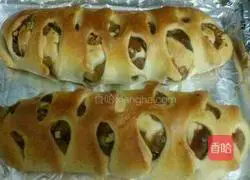 Illustration of how to make high-gluten fruit flower bread 5