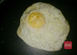 Illustration of how to make imitation Hakka fried rice noodles 6